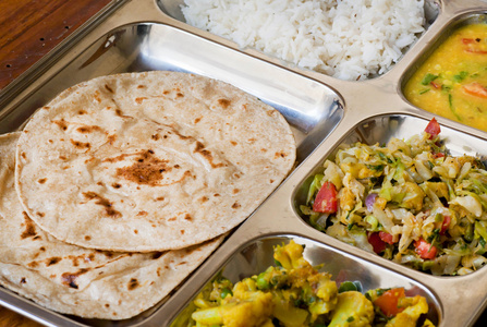 印度菜选择性集中传统餐