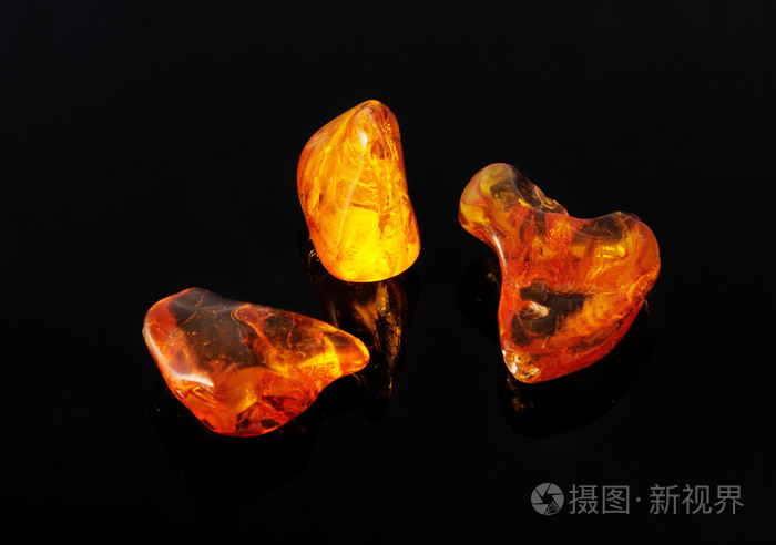 在黑色的琥珀色宝石 软焦点 定了调子的照片照片 正版商用图片1kas1y 摄图新视界