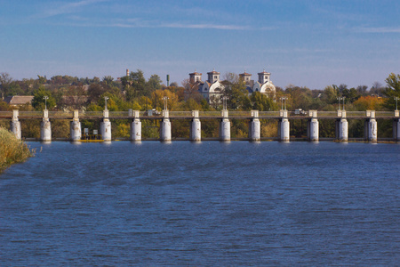 乌克兰科尔松舍文基夫斯基市的路桥