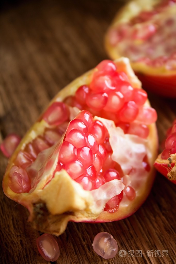 粉红石榴的一部分