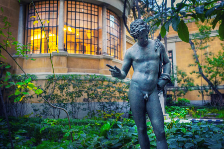 著名的西班牙画家华金索罗故居博物馆花园
