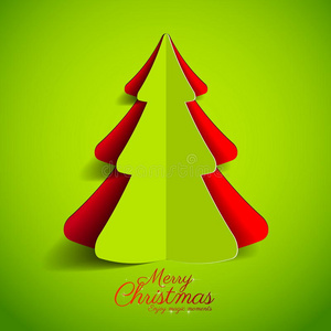 绿色背景的创意纸圣诞树。简单的
