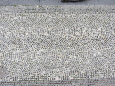 方形砖块地面图案灰色铺路板由菱形和灰色波浪形铺路板.