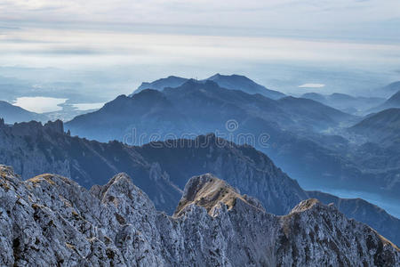 高山全景