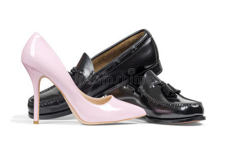 男鞋和粉色女鞋