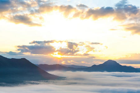 雾云山