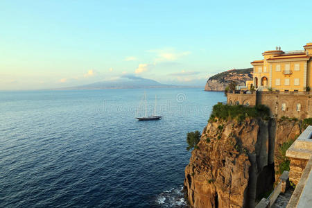 索伦托海岸风景，那不勒斯