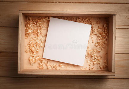 空白纸空木箱