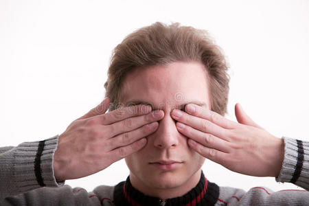 看不见的手看不见(手放在眼睛上)照片