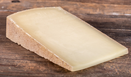 法国的孔德奶酪