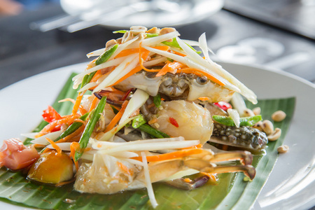 木瓜沙拉蟹吃泰国菜它美味