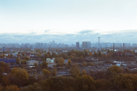 秋天从高处看基辅工业城市