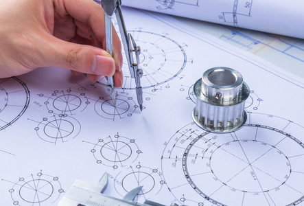 机械工程师在工作. 技术技术照片