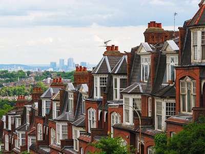 伦敦全景中从慕斯山用砖房子，伦敦英国