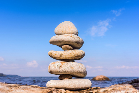 石头彼此平衡
