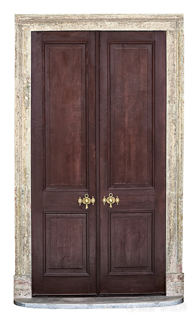 孤立在白色背景上的旧老式木质门