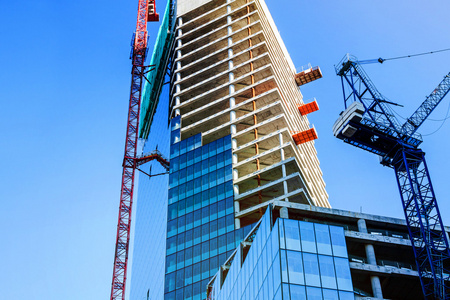 现代化的办公大楼建筑施工照片