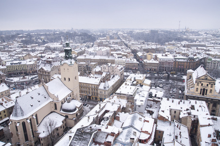 从市政厅屋顶的利沃夫视图
