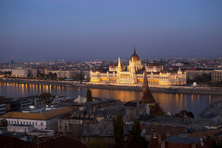 匈牙利国会大厦和多瑙河