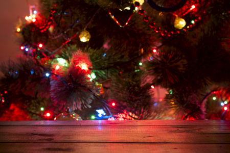 圣诞假期背景与张桌子空木甲板上散景
