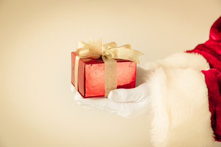 圣诞老人举行礼品盒