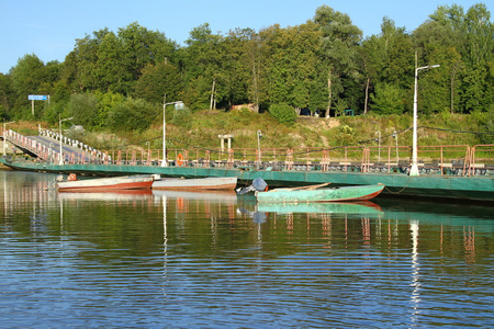 渔船上河苏拉。俄罗斯