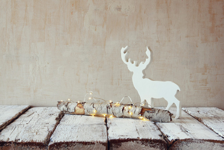 圣诞灯和驯鹿