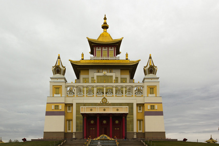里斯特卡尔梅克佛教寺庙