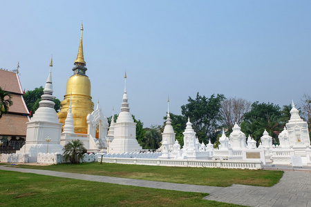 在扫管笏蒜牍寺，清迈，泰国大金塔