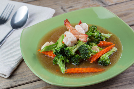 泰国的健康食品炒的西兰花鲜虾