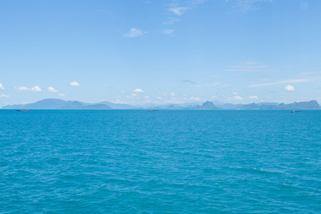 山 海 天空