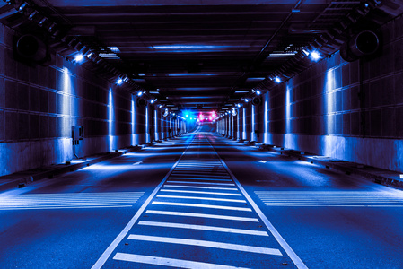 蓝灯的抽象隧道