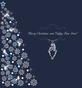 程式化的圣诞树上深蓝色背景。古老的明信片