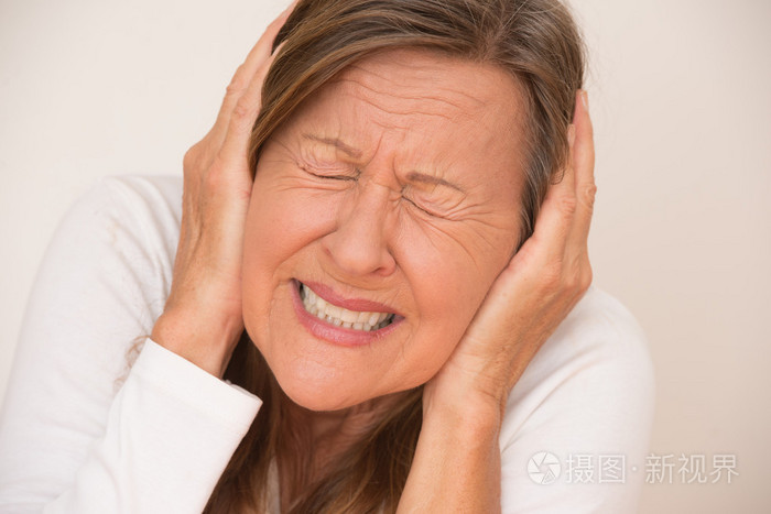 女人头痛头痛头痛