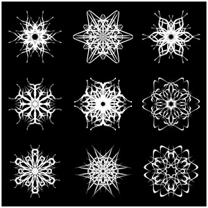 圣诞雪花，冻片状剪影图标 符号 设计。孤立在黑色背景上的冬天，水晶矢量图