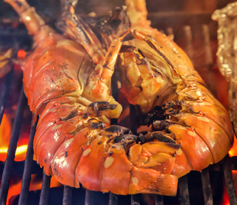 红龙虾烧烤海鲜
