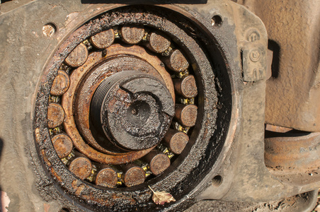 生锈的铁路铁路车轮生锈的轴承照片