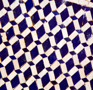 在非洲的抽象摩洛哥瓷砖彩色化路面高建群