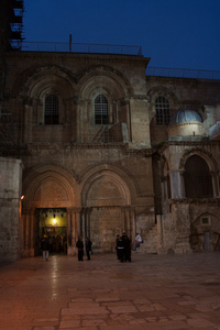 在耶路撒冷圣墓大教堂