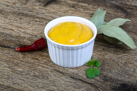 与红辣椒咖喱汁照片