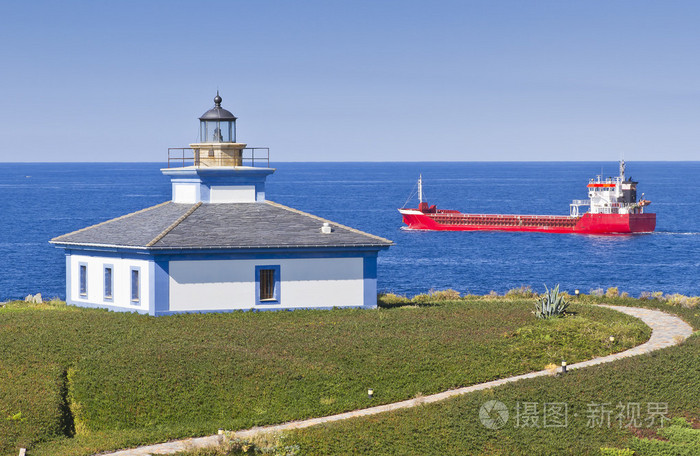 灯塔和红船
