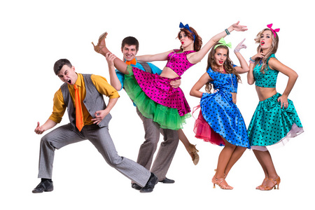 少数民族歌舞表演图片