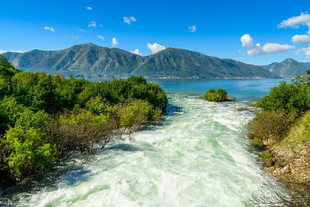 黑山boka kotor湾boka kotorska港口和山河