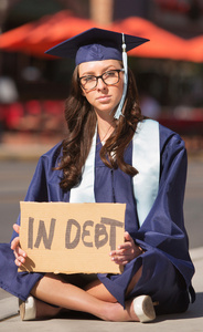 毕业与债务同坐图片
