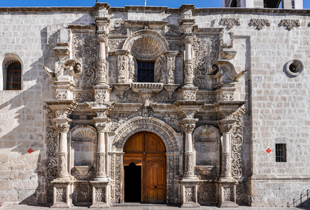 教会在秘鲁阿雷基帕的入口