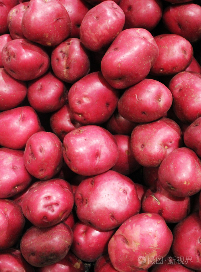 显示屏上的红土豆