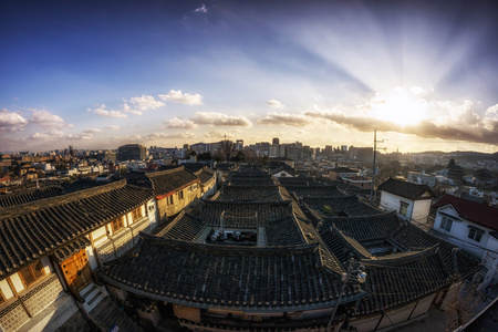 在日落时北村韩屋村