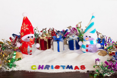 圣诞雪人及礼品盒