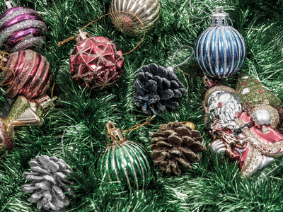 苏联的圣诞树节日装饰圣诞树装饰品和玩具照片