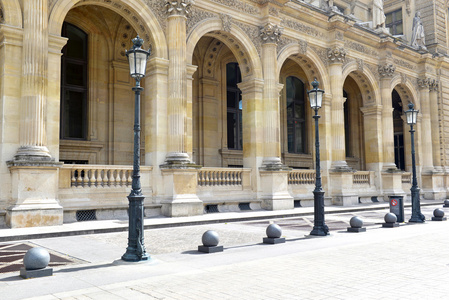 体系结构具有列和灯柱子，巴黎，法国